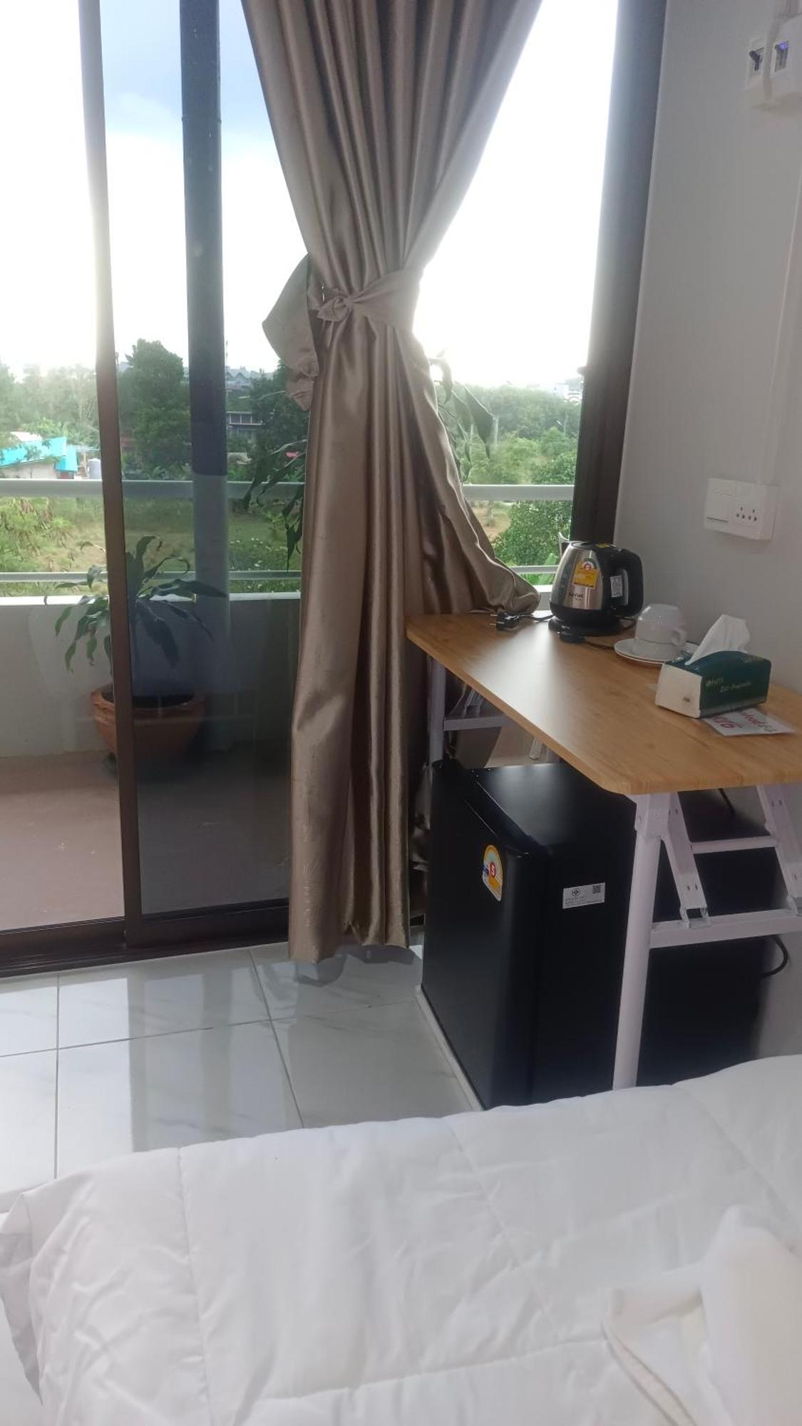 Batikseafood Airport & Room Ban Bo Sai Klang Esterno foto